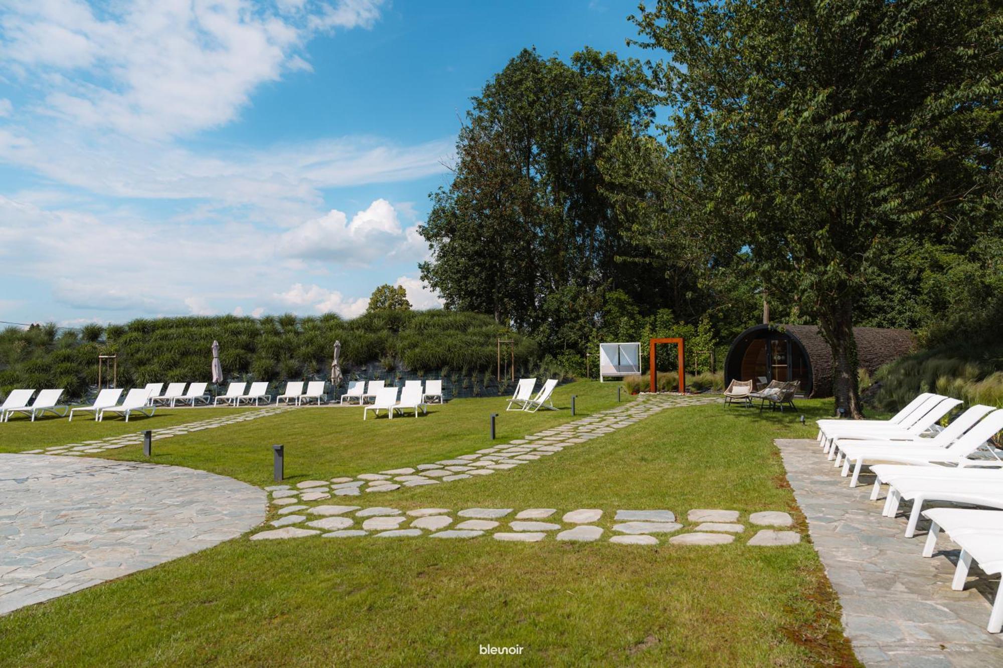 Domaine Des Thermes Awans Exterior foto